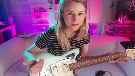 realjuliajane  29-03-2022